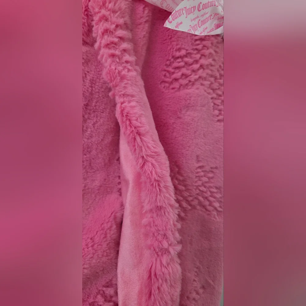 Juicy Couture Home Barbie Pink Bow Jacquard Faux Fur Throw Blanket